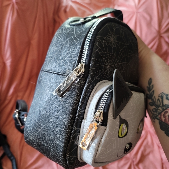 Betsey Johnson Halloween Mini backpack cat - Picture 3 of 6